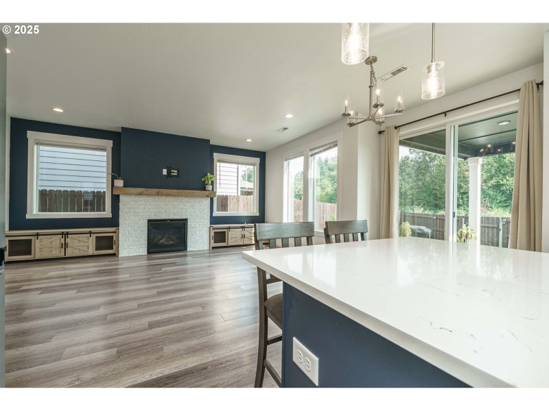 Kitchen/Living Room