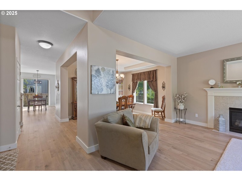 Living Room/Dining Room