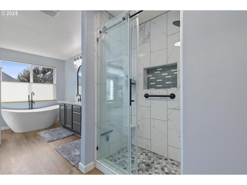 Bathroom, Attached