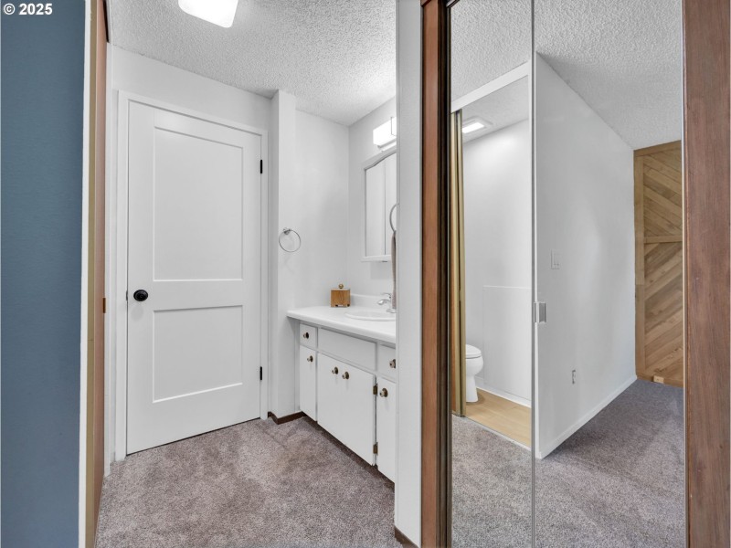 Bathroom, Attached