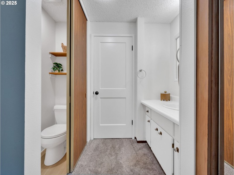 Bathroom, Attached