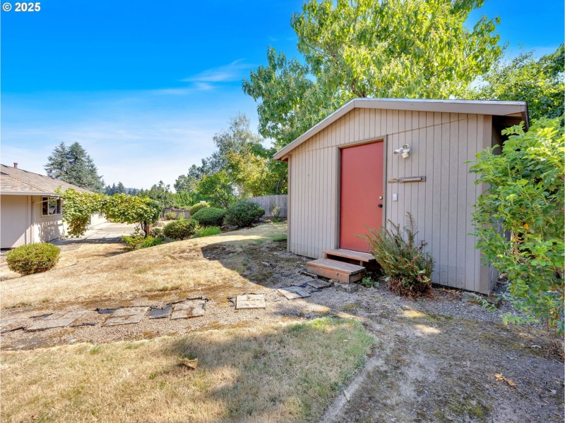 Shed