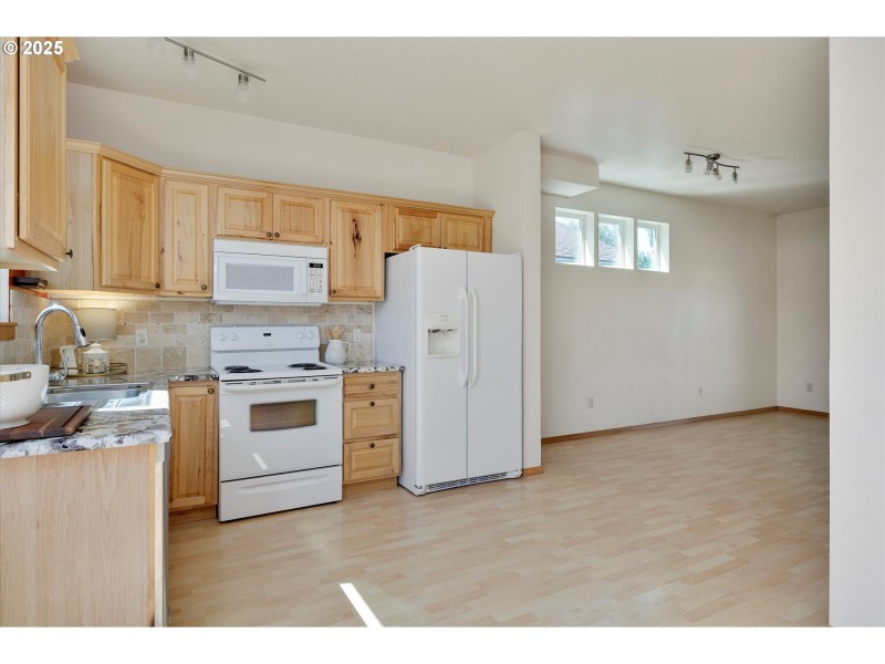 Kitchen/Living Room