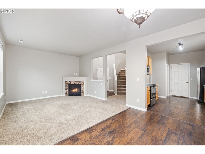 Living Room/Dining Room