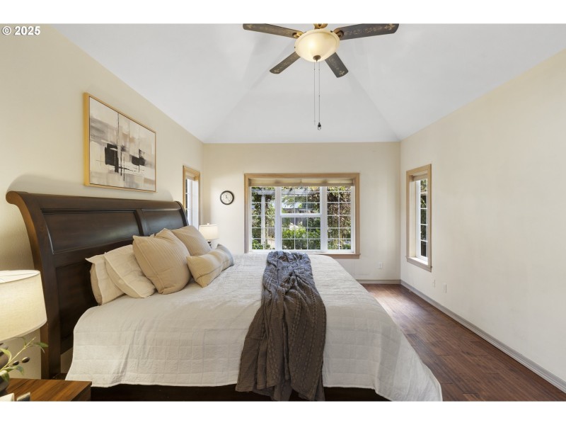 Bedroom, Owner's Suite