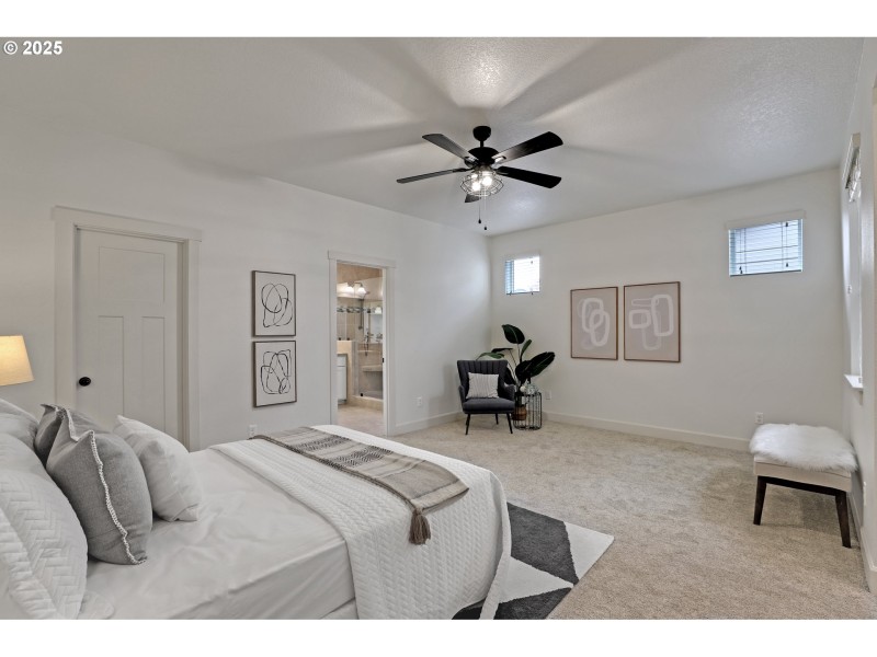 Bedroom, Primary