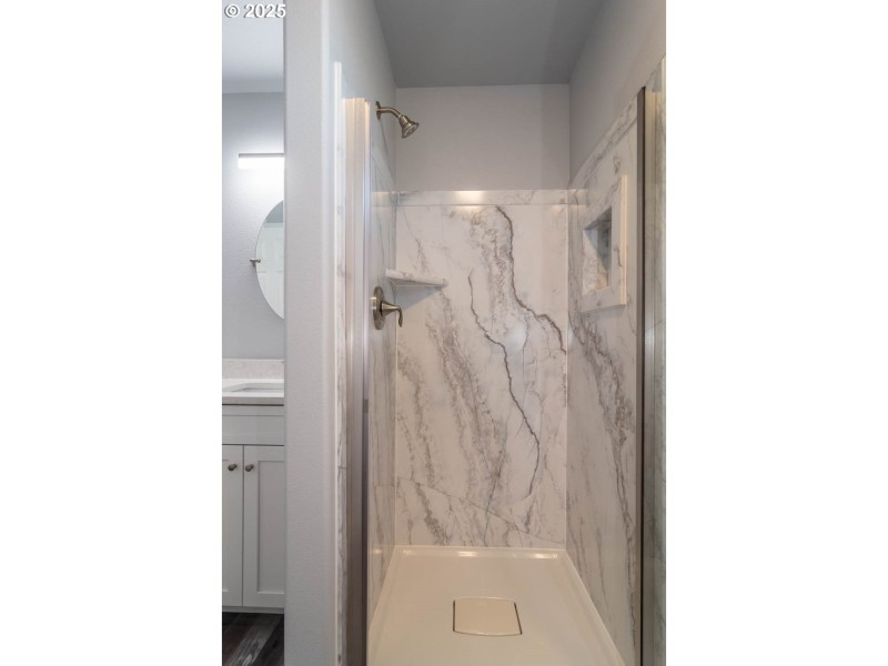 Bathroom, Attached