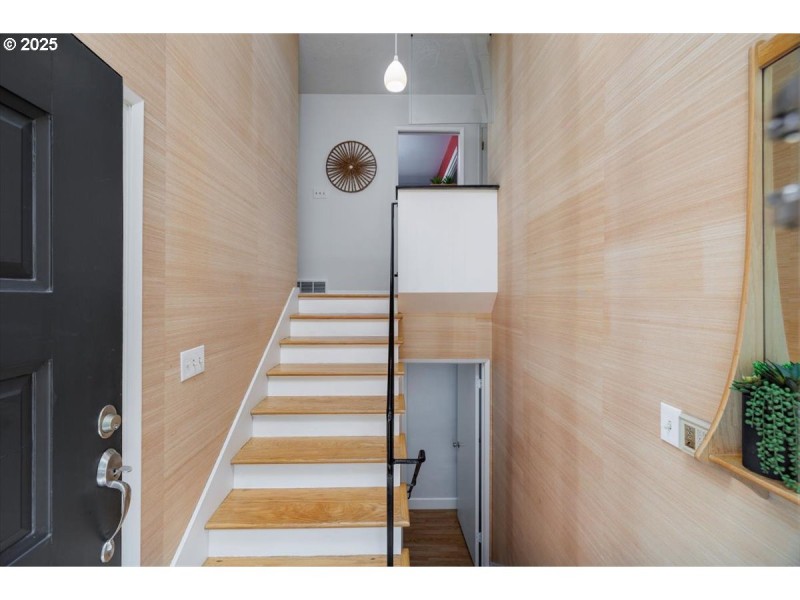 Entrance/Foyer