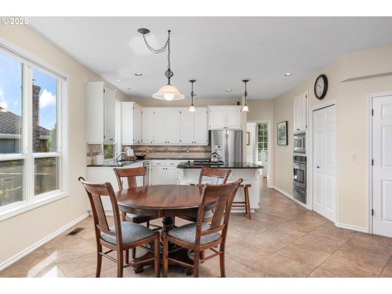 Kitchen/Nook
