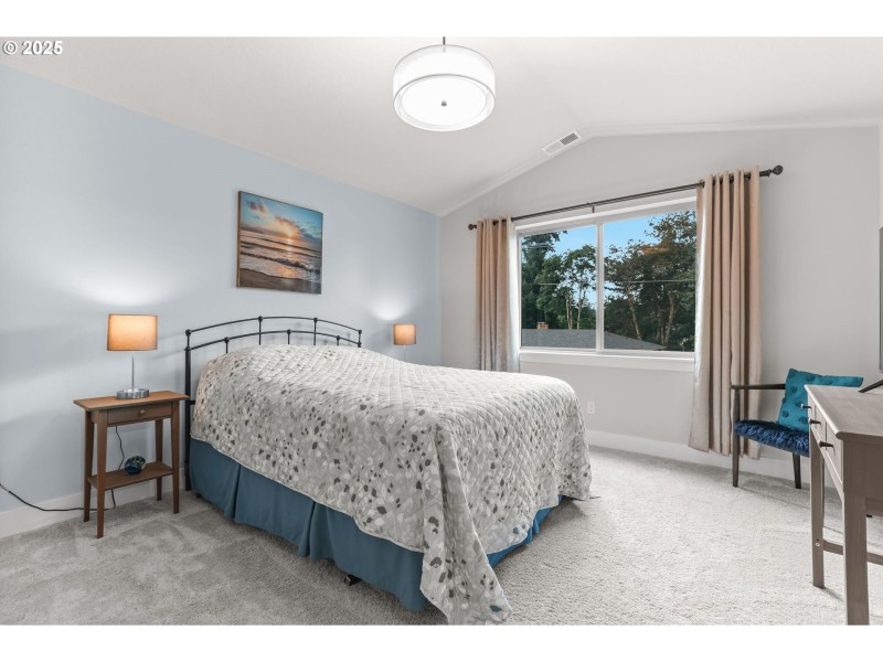 Bedroom, Primary