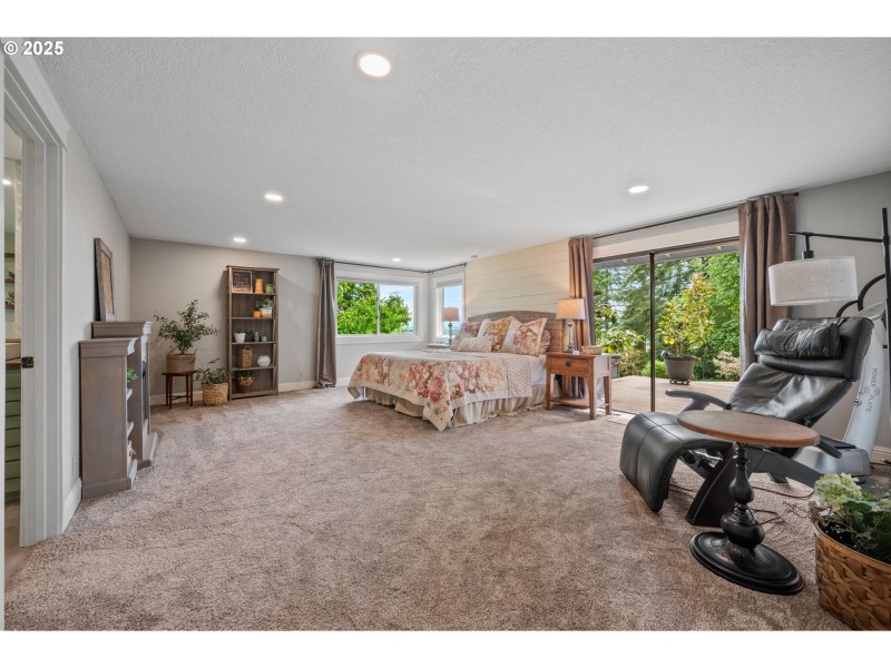 Bedroom, Owner's Suite