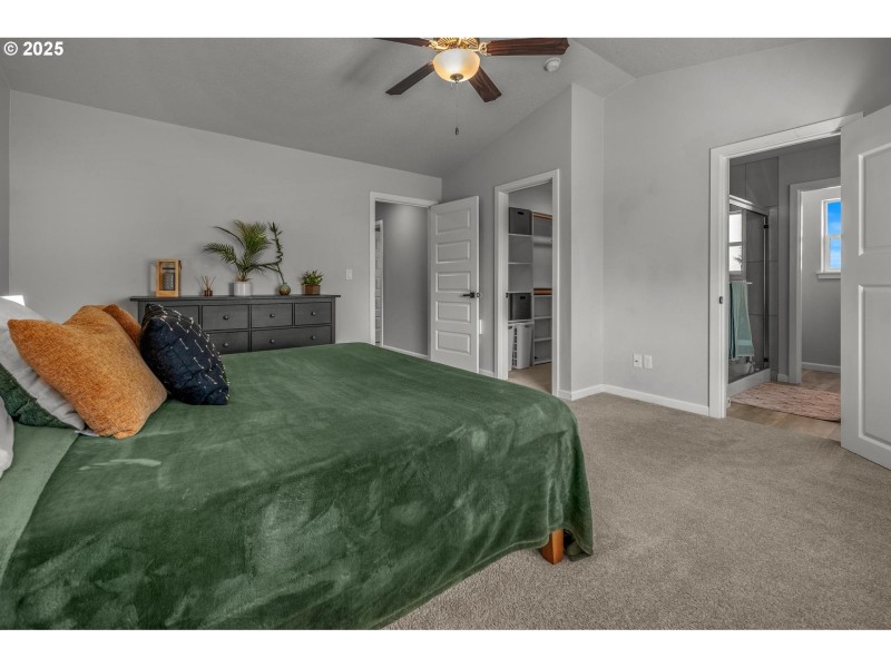 Bedroom, Owner's Suite