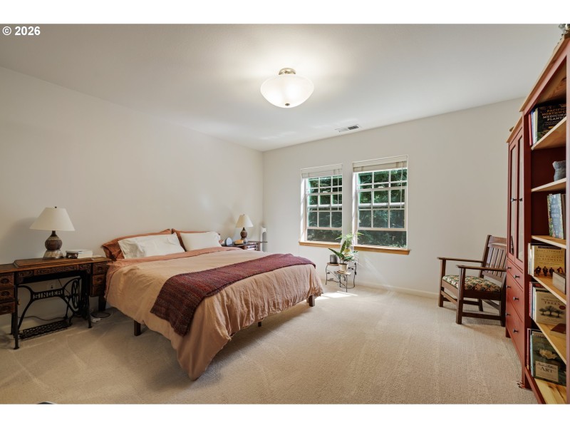 Bedroom, Owner's Suite